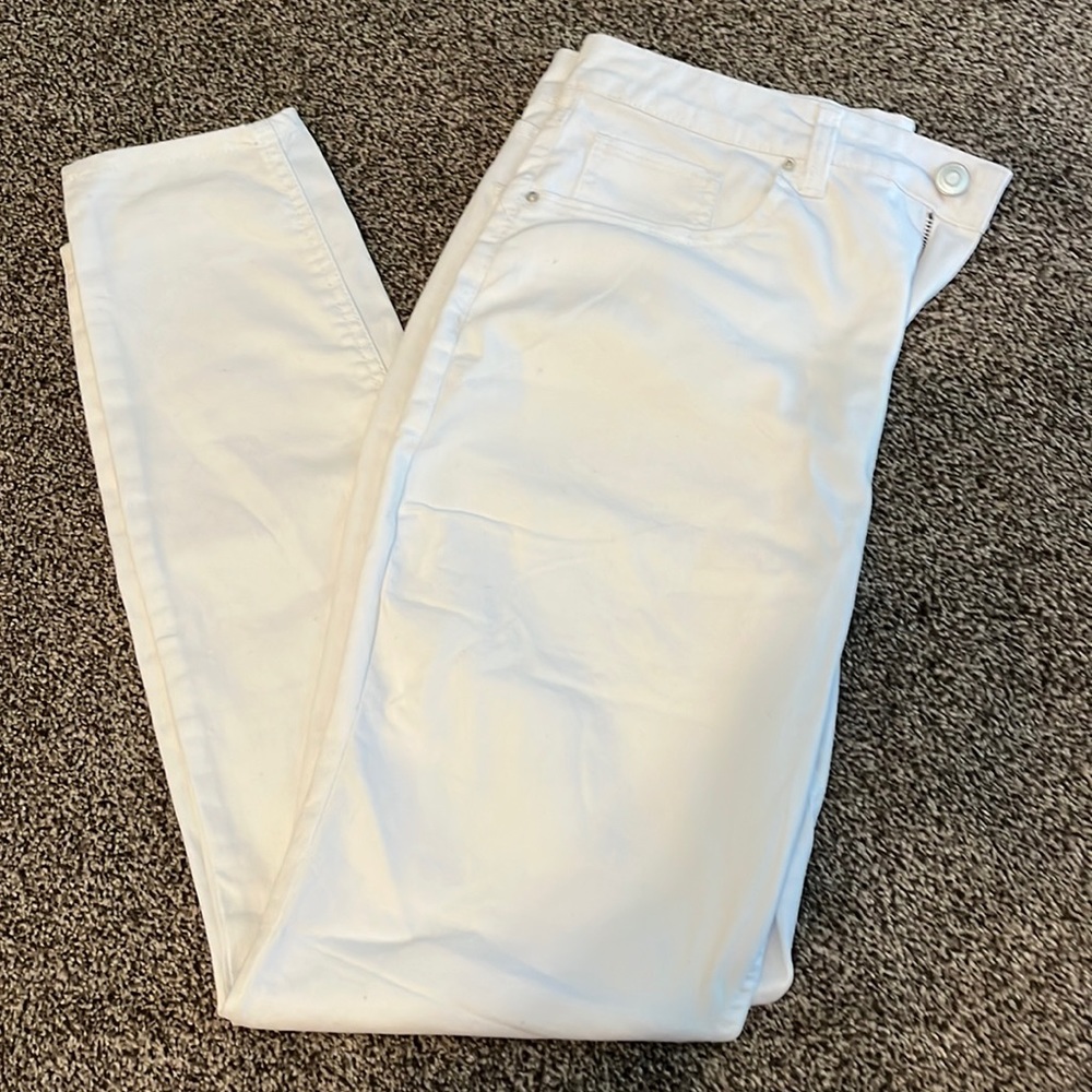 No Boundaries white pants